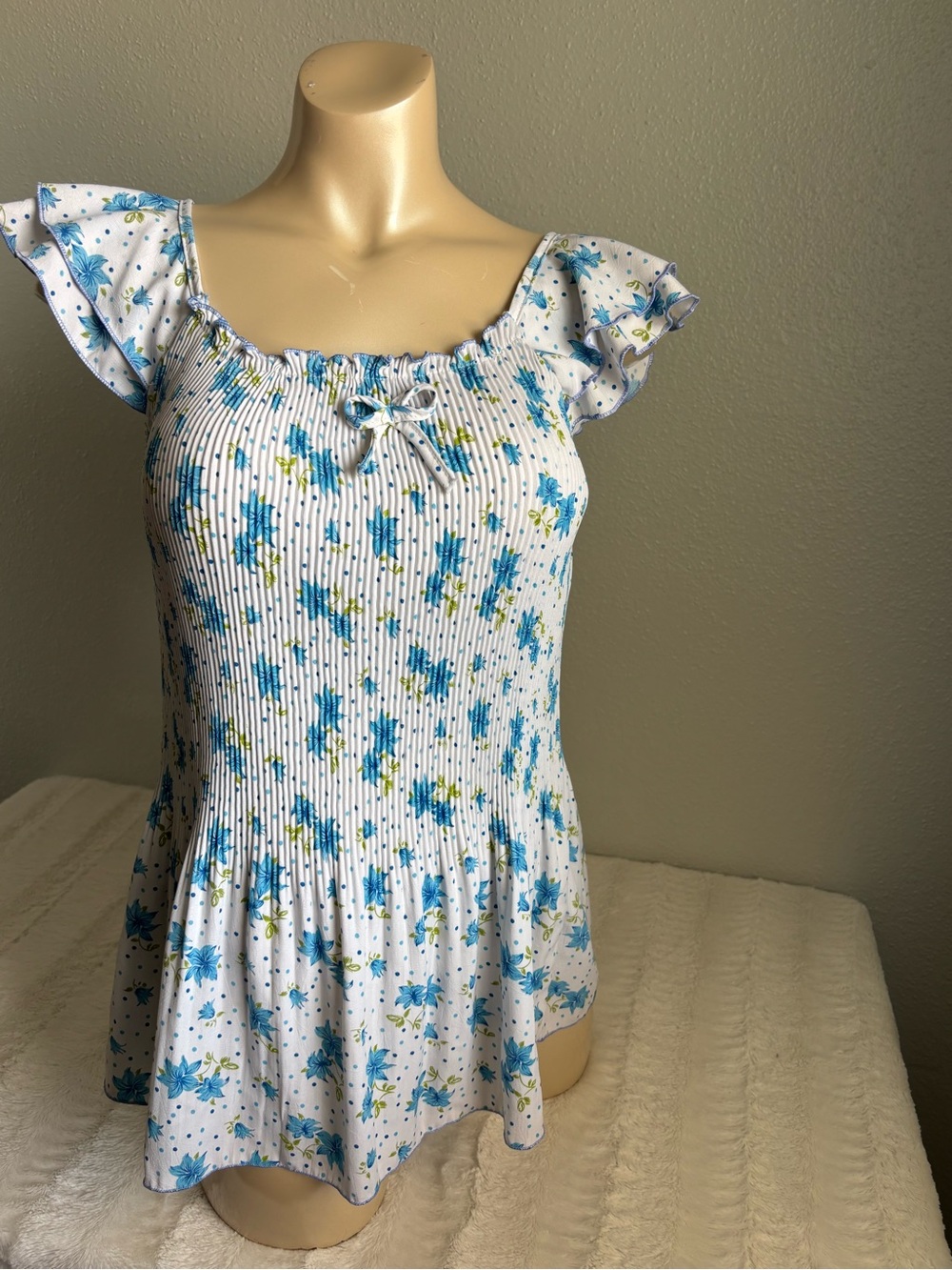 Floral Smocked Flutter Sleeve Top in White and Blue Cottagecore Vintage
